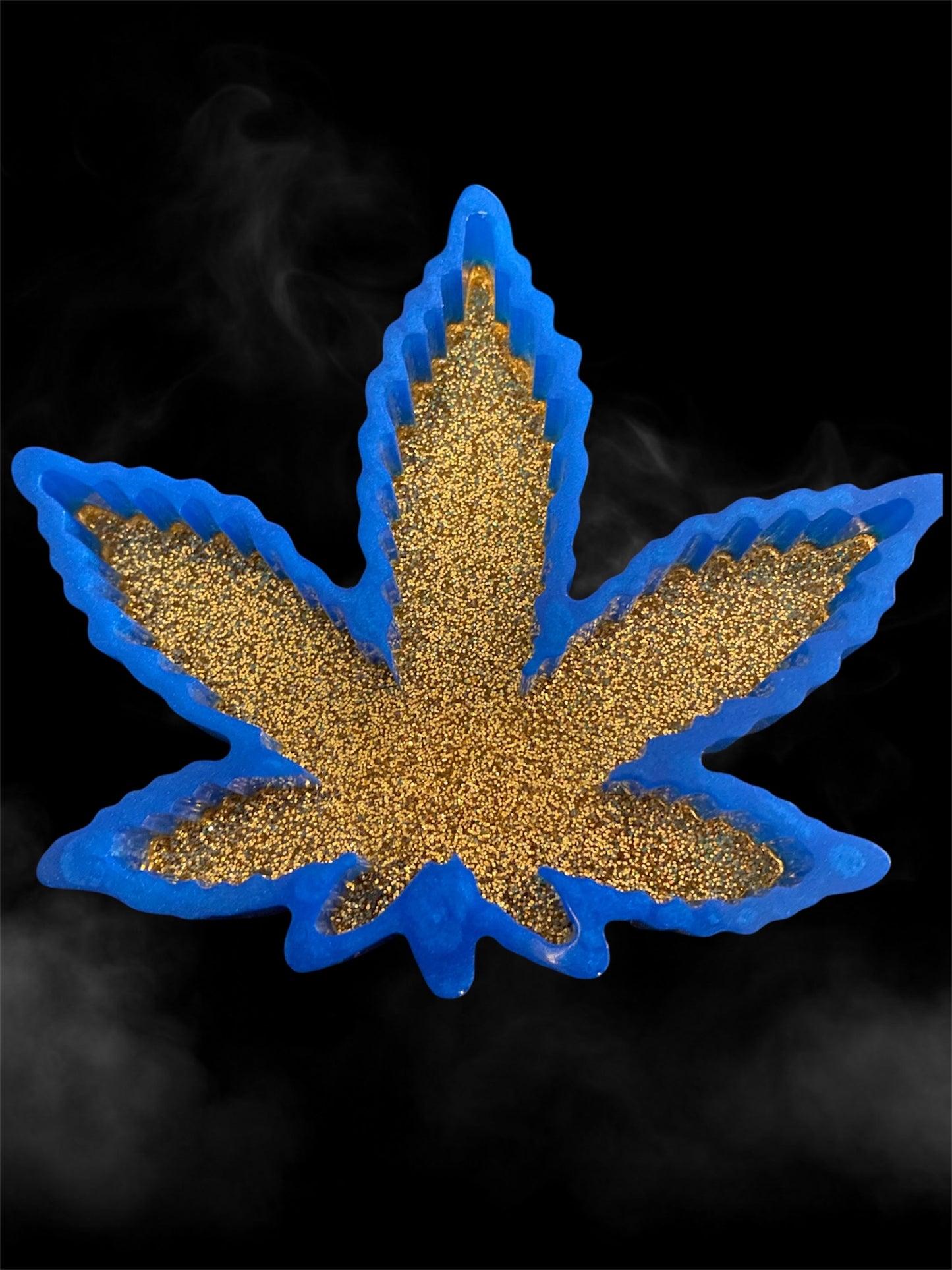 Resin “Leaf” Ash Tray